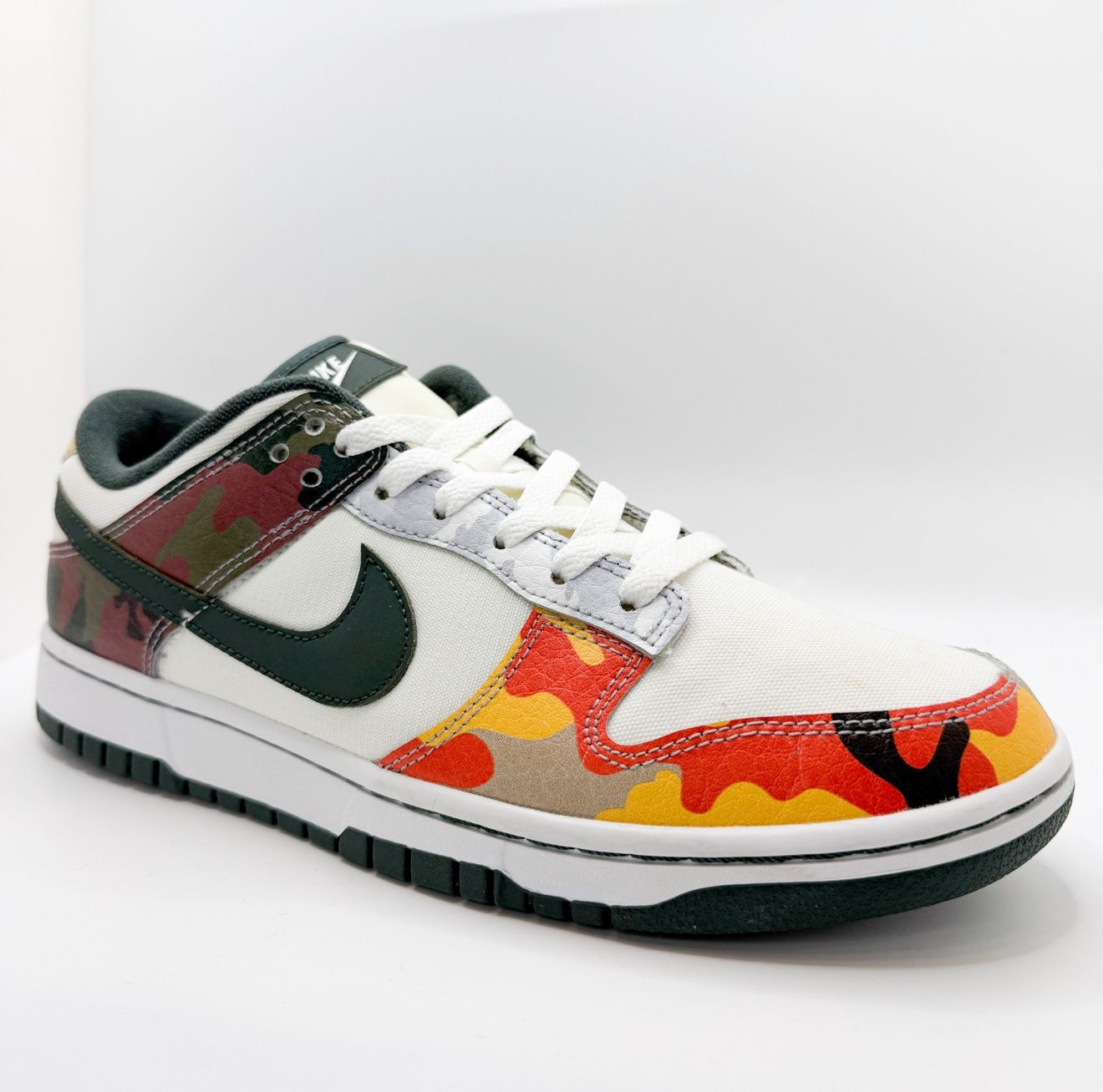 Nike Dunk Low Multi-Camo, Size: 9*