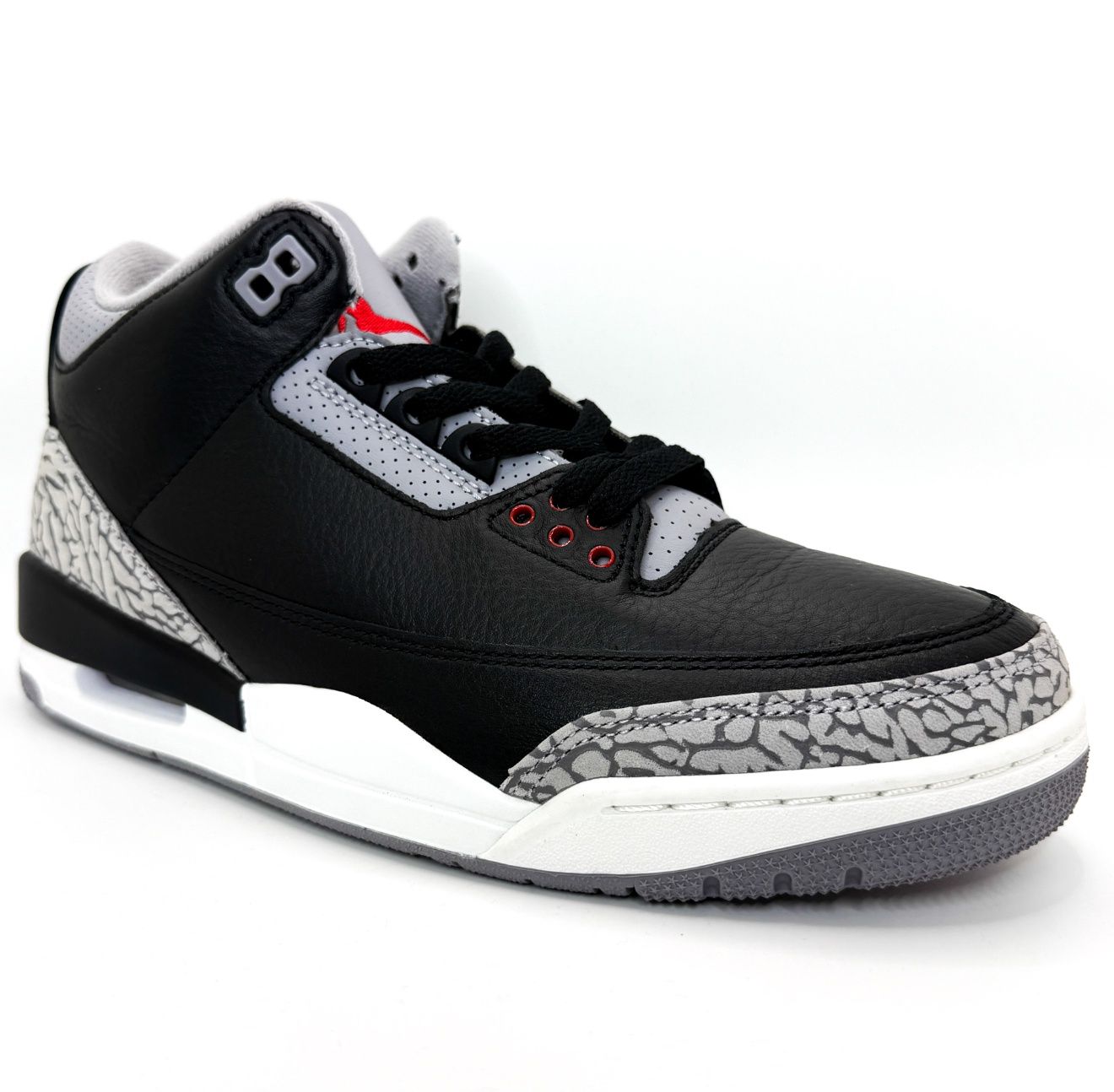 Jordan 3 Black Cement, Size: 8.5