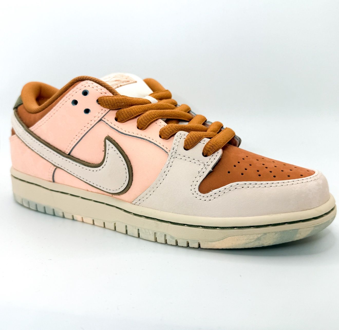 Nike SB Dunk Low Trocadero Gardens, Size: 6
