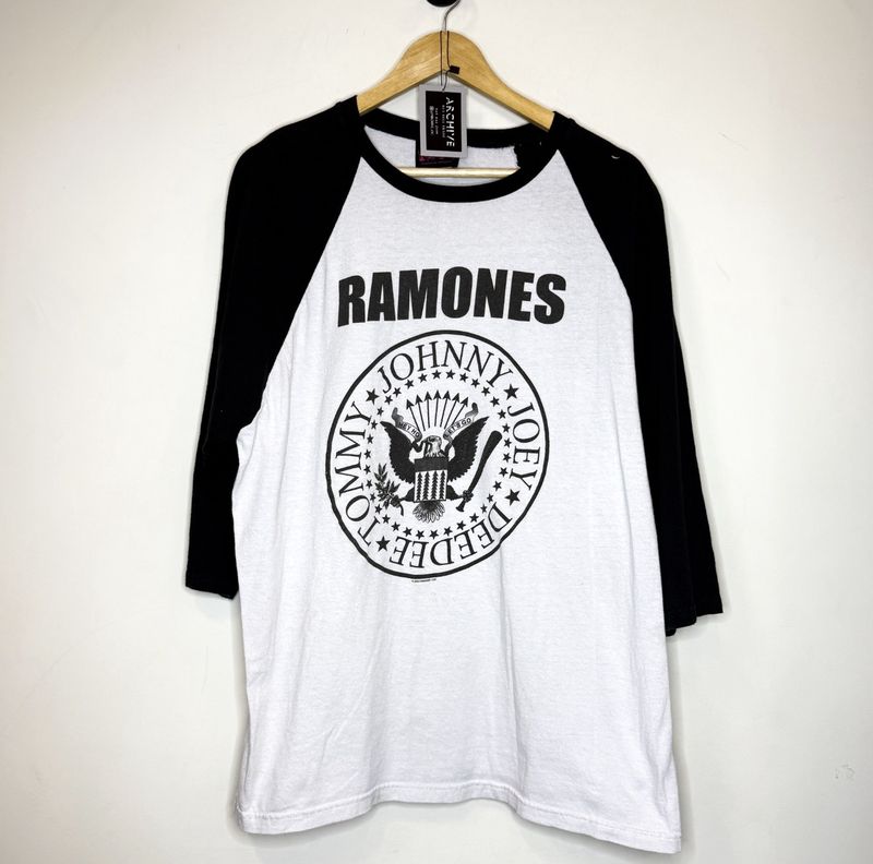 (FINAL SALE) VINTAGE Ramones 2006 3/4 Sleeve Tee