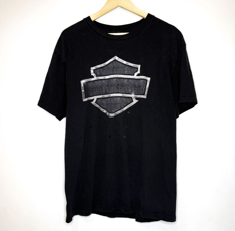 (FINAL SALE) VINTAGE Harley Davidson Center Logo Indiana Tee