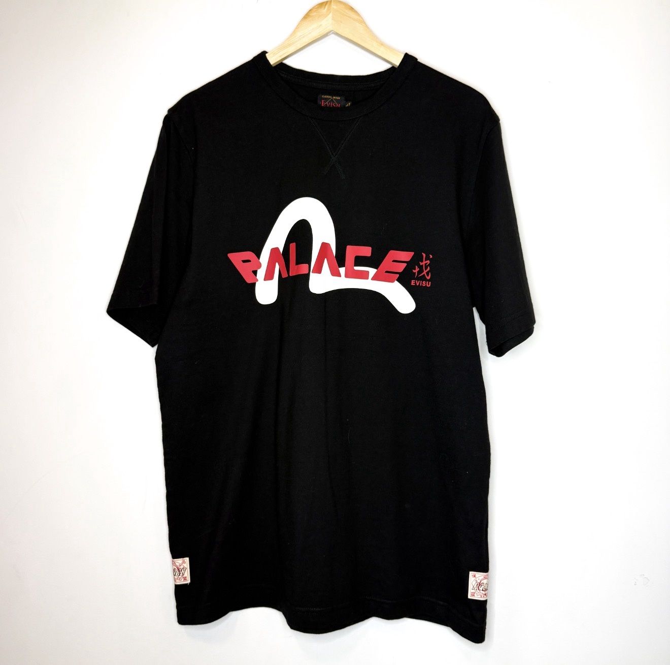 Palace x Evisu Tee Black (USED), Size: XL