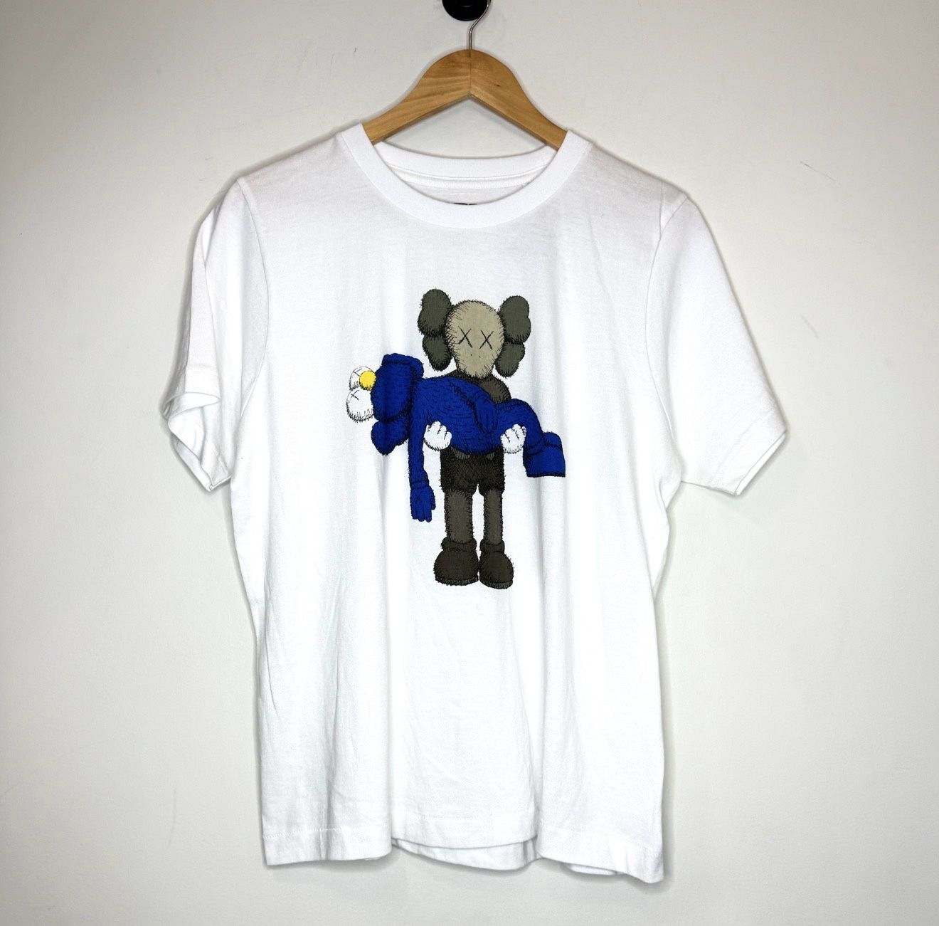 KAWS x Uniqlo Gone Tee, Size: S