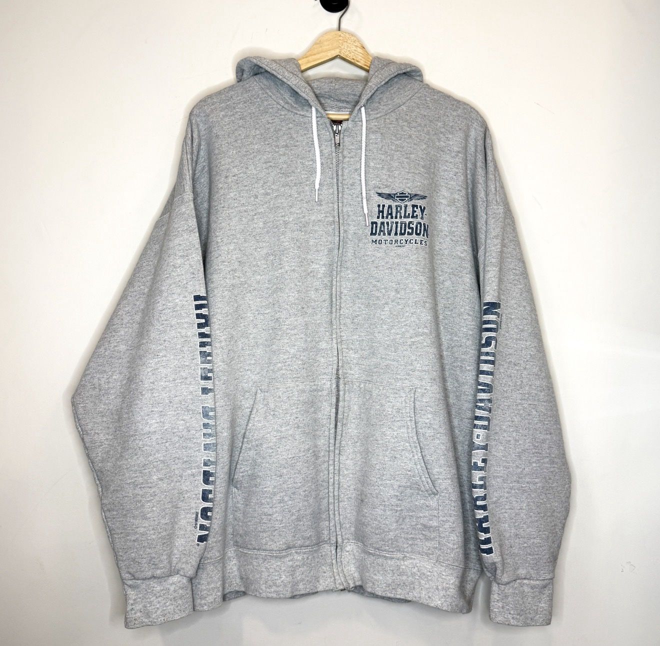 (FINAL SALE) VINTAGE Harley Davidson Blue Flame Emblem Hoodie Gray, Size: XL