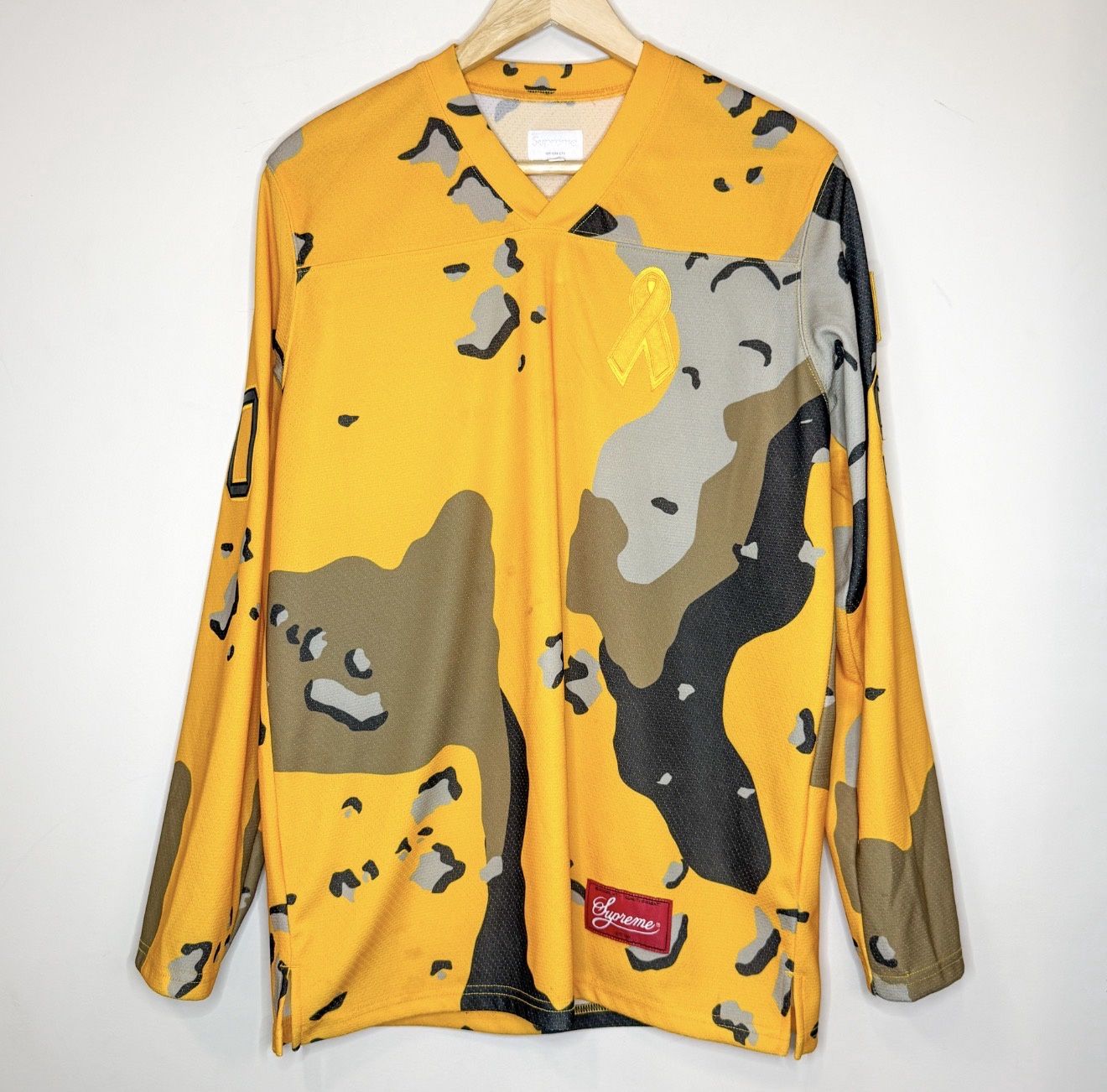 Pre-Owned Supreme Yellow Camo Hockey Jersey FW14, Size: M