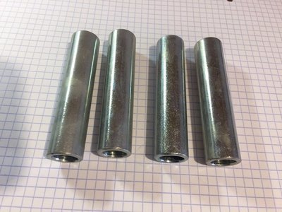 צינורית לקפיץ עלים לנדנדה