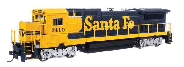 GE Dash 8-40B, DC/DCC/Sound: Standard DC, Select: Santa Fe #7411