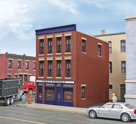 Paul&#39;s Pizzeria -- Assembled - 3 x 4 x 4-3/8&quot;