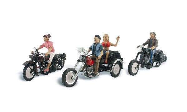 AutoScenes(R) - Assembled -- Born to Ride - 4 Riders on 3 Motorcycles