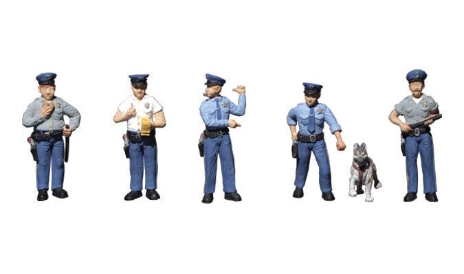 HO Policemen (5 Officers; 1 Police Dog)