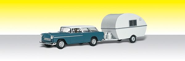 Thompson&#39;s Travelin&#39; Trailer - Assembled - AutoScenes(R) -- Station Wagon with Camper