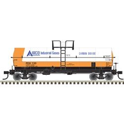11,000-Gallon Tank Car w/Platform - Master(R)