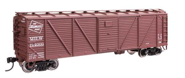40&#39; ARA Single Sheathed Boxcar with Dreadnaught Ends - Milwaukee Road