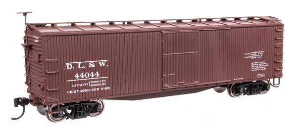 40&#39; Double Sheathed Wood Boxcar - Delaware, Lackawanna &amp; Western
