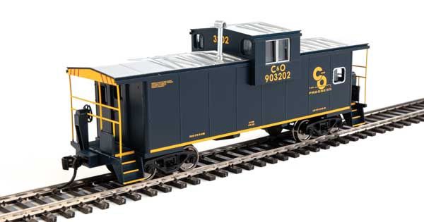 Extended Wide-Vision Caboose - Chesapeake &amp; Ohio