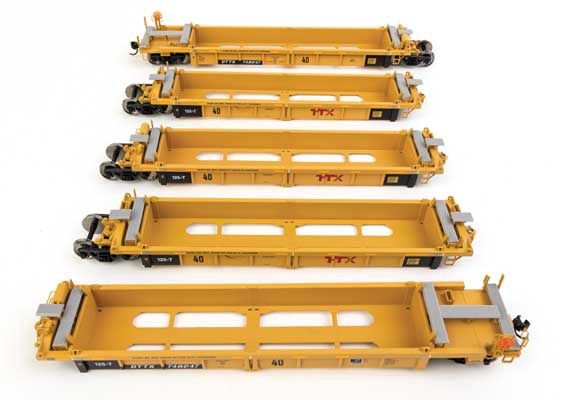 Thrall 5-Unit Rebuilt 40&#39; Well Car - TTX DTTX