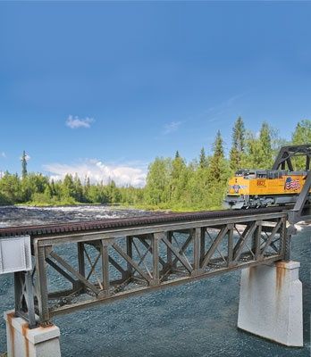 109&#39; Single-Track Pratt Deck Truss Railroad Bridge -- Kit - 15 x 2-5/8 x 3-1/8&quot;  38.1 x 6.6 x 7.9cm