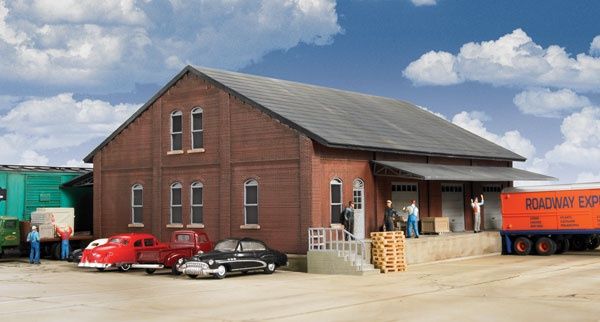 Brick Freight House -- Kit - 9-3/4 x 9-3/8 x 4-3/8&quot;  24.8 x 23.8 x 11.1cm