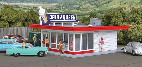 Vintage Dairy Queen(R) -- Kit - 5-1/16 x 3-1/2 x 2-3/8&quot;  12.8 x 8.8 x 6cm