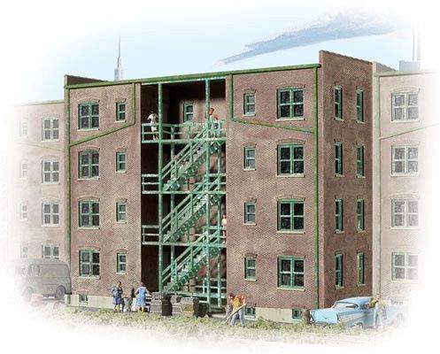 Parkview Terrace Background Building -- Kit - Tuscan w/Dark Green Trim 4-5/8 x 3-1/2 x 1-5/8&quot;  11.7 x 8.8 x 4.1cm