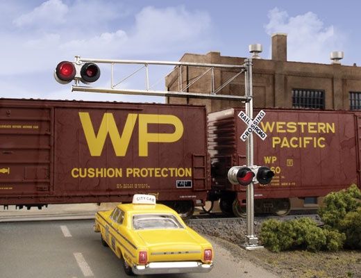 Post-1960s Cantilever Grade Crossing Signal -- Single-Lane