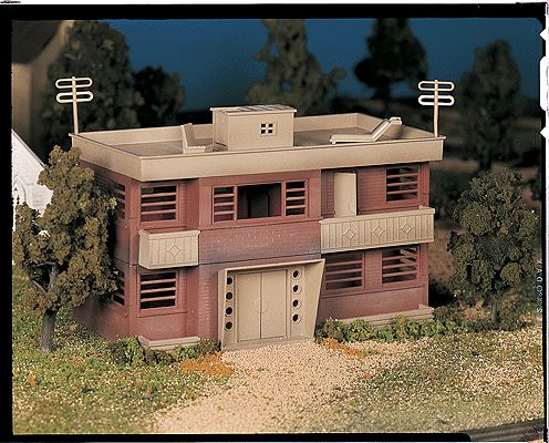 O Scale - Plasticville U.S.A.(R) Classic Kits -- Apartment Building