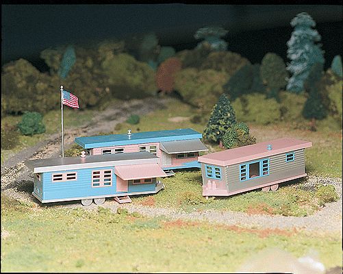 O Scale - Plasticville U.S.A.(R) Classic Kits -- Trailer Park (Three Trailers &amp; Flag Pole w/Flag)