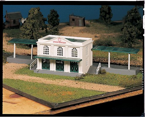 O Scale - Plasticville U.S.A.(R) Classic Kits -- Union Station
