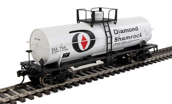 36' Chemical Tank Car - Ready to Run -- Diamond Shamrock DAX #744