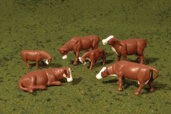 HO SceneScapes(TM) Figures -- Cows (brown, white) pkg(6)