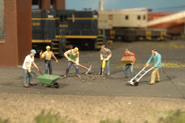 HO SceneScapes(TM) Figures -- Construction Workers pkg(6)