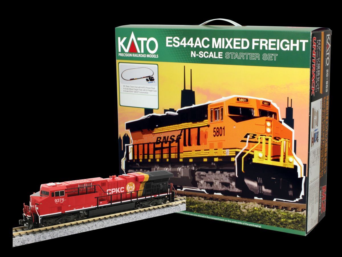 N ES44 + Mixed Freight Starter Set CPKC