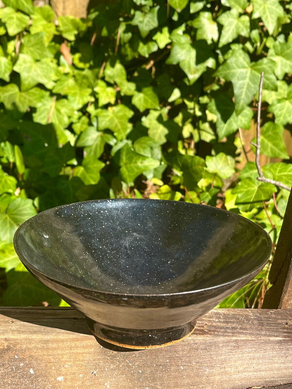 small black bowl