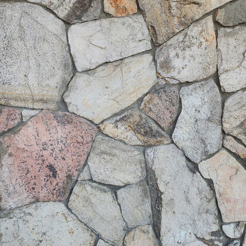 Random Stone Cladding