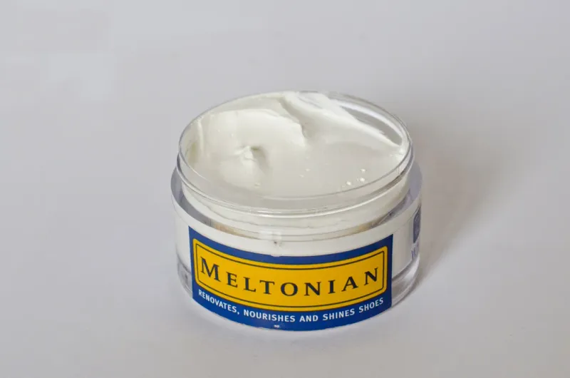 MELT SHOE CRM WHITE 50ML (6)