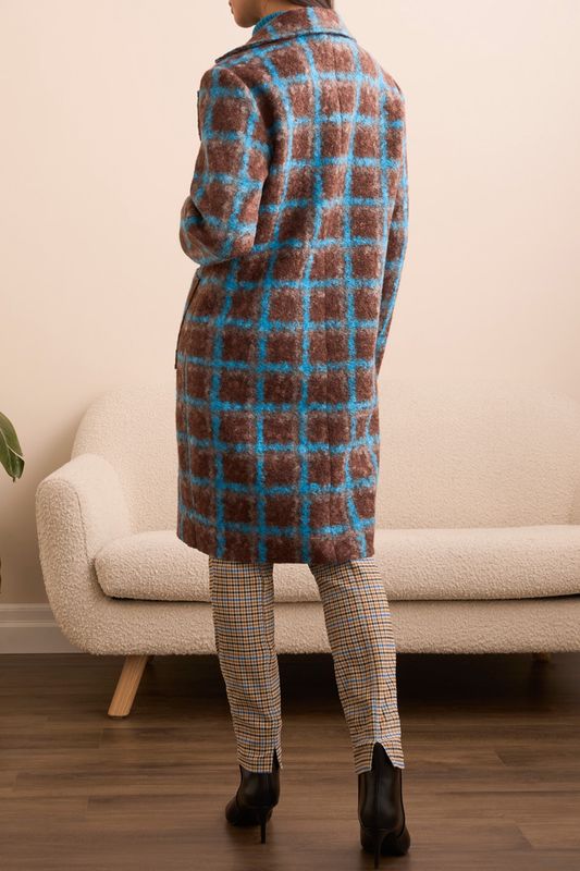 BUTTON-FRONT COAT