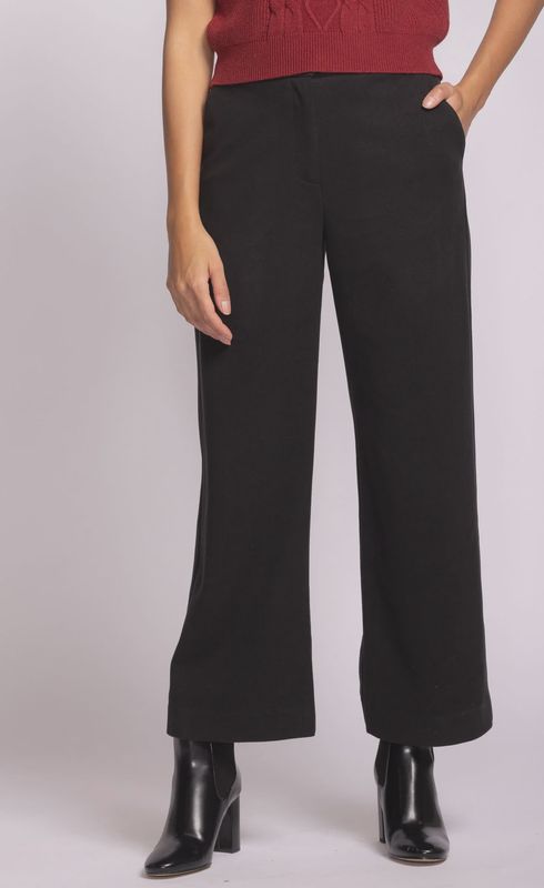 NADIA PANT