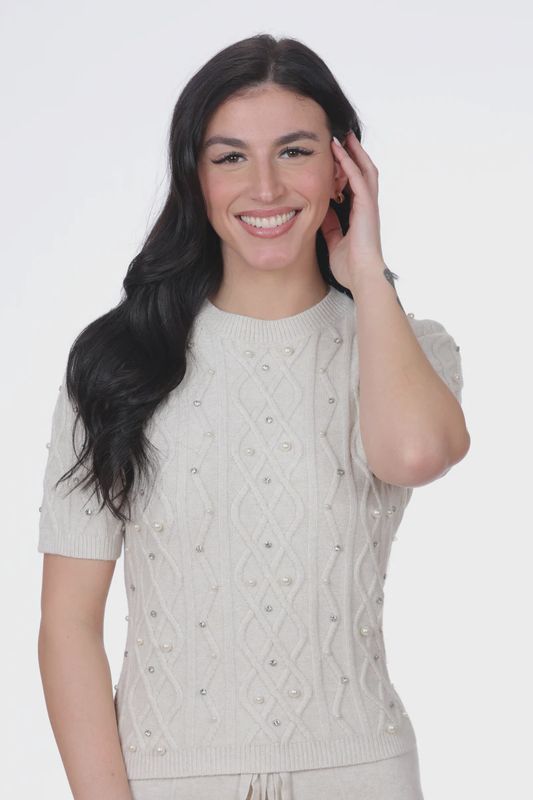 KNIT CREAM SWEATER
