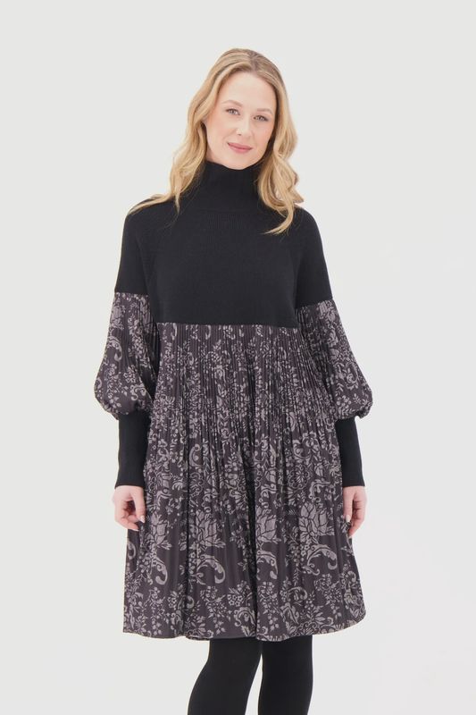 FLORAL PLEATED DRESS