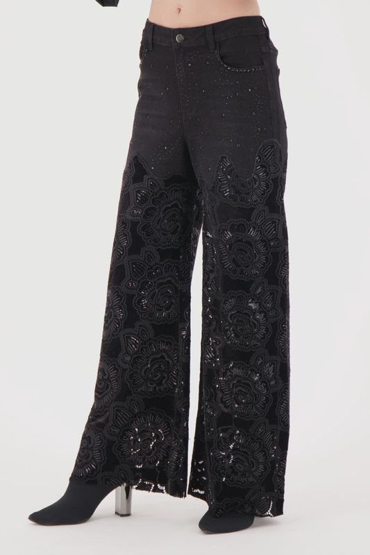 FLORAL CUT OUT VELOUR DENIM PANT