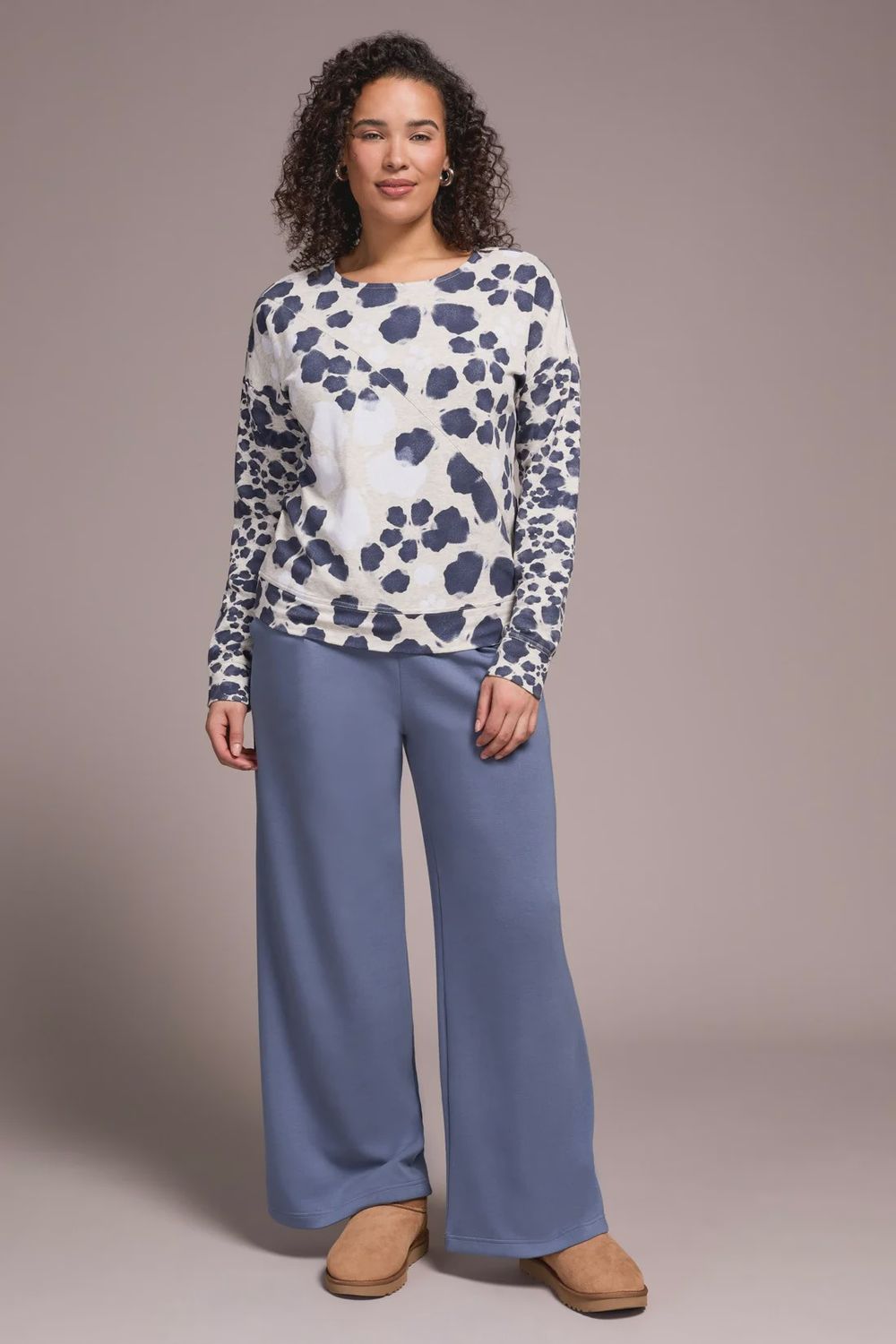 FRENCH TERRY LONG-SLEEVE CREW NECK TOP