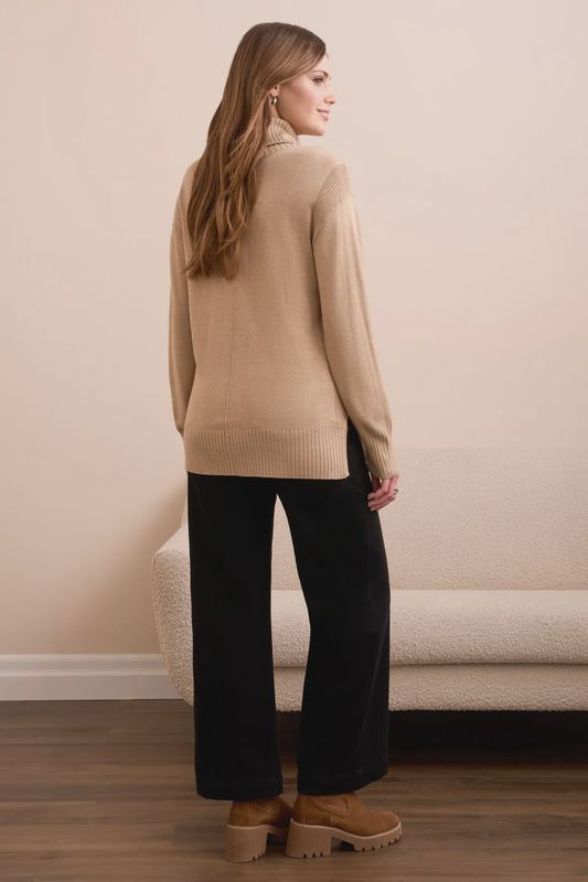 DROP SHOULDER TURTLE NECK SWEATER