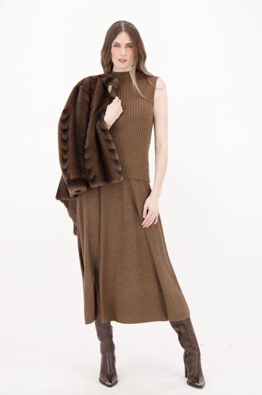 FAUX FUR  BROACH SHORT JACKET