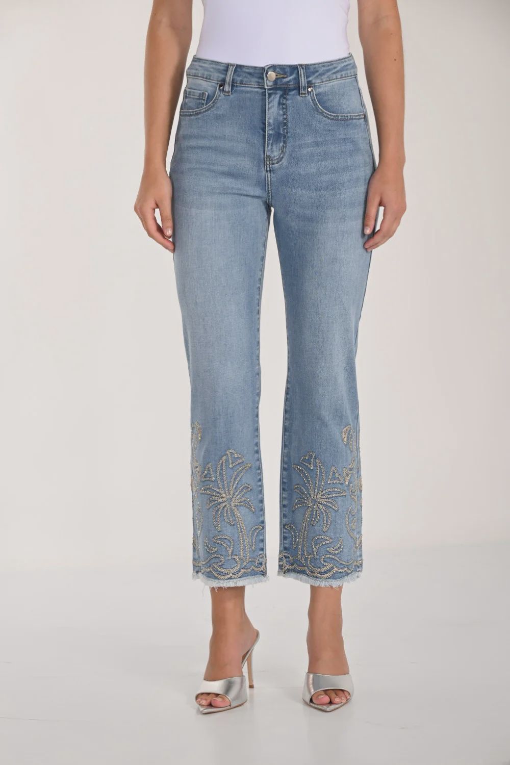 EMBROIDERED DENIM CROP