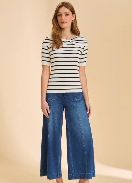 BOATNECK STRIPED SWEATER, Colour: B&amp;W, Size: s