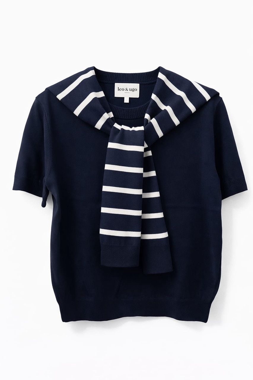NAVY KNIT PULLOVER