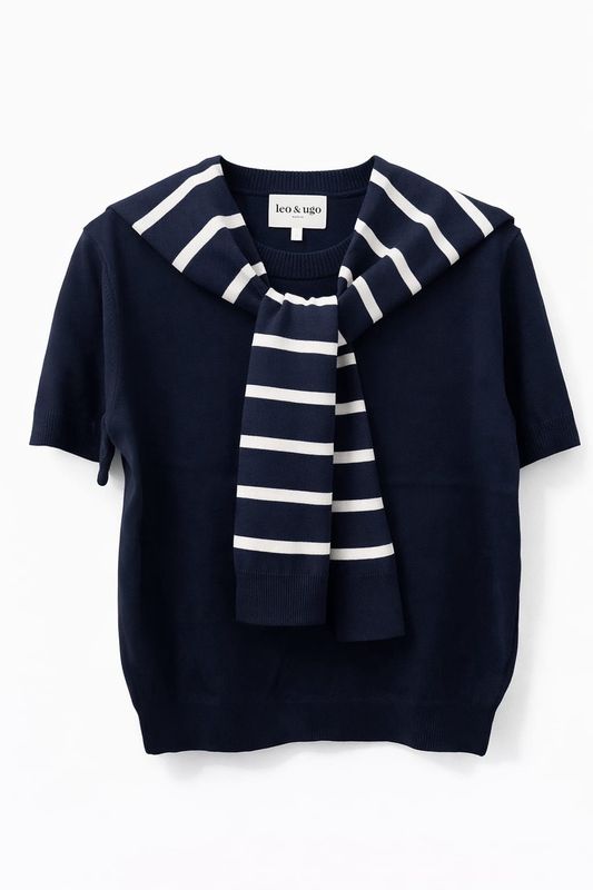NAVY KNIT PULLOVER