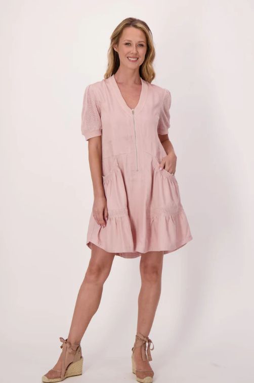 TIERED MESH SHORT SLEEVE DRESS