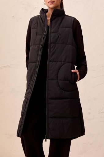 LONG ZIP-FRONT QUILTED VEST-BLACK