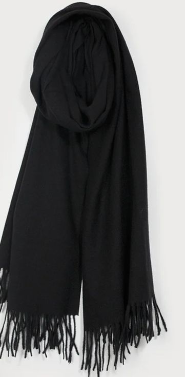 SOFT &amp; WARM SOLIOD SCARF